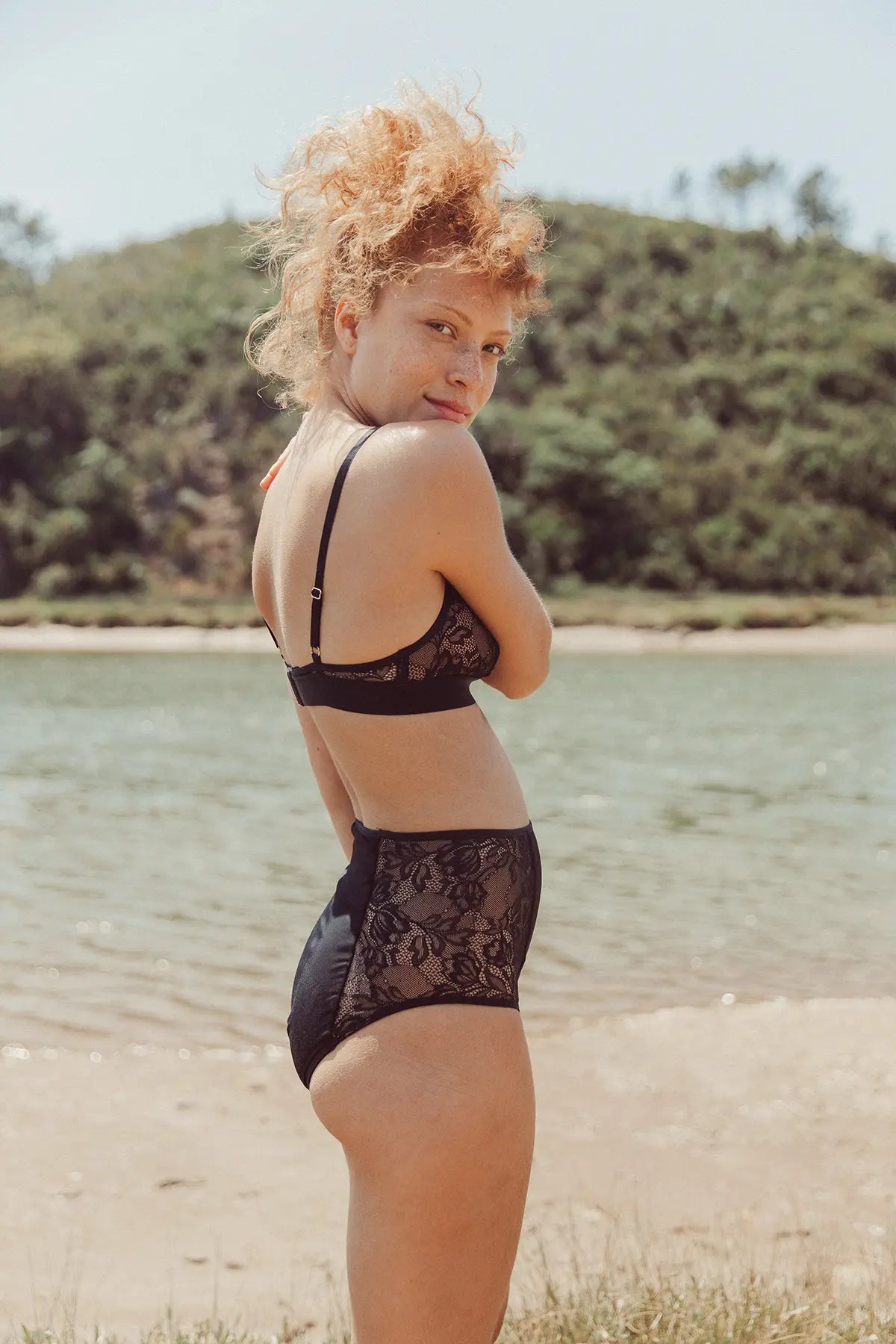 Absolu Rhéa Black High Waist Floral Brief 
